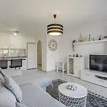 Be Amarilla Bay * Costa Del Silencio